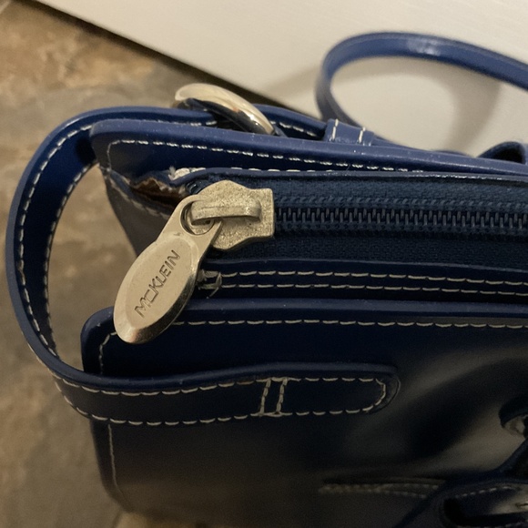 McKlein Winnetka Leather Laptop Briefcase, Navy, Fits 15” Laptop - Picture 6 of 7